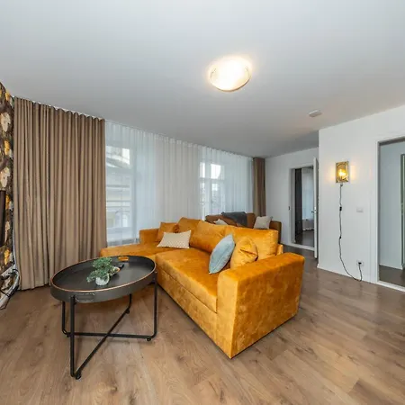 Old Town Luxury 2 Bedroom 65 M2 On 3rd Floor Apartment Reval
