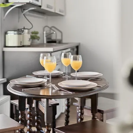 شقة Old Town Luxury 2 Bedroom 65 M2 On 3rd Floor *