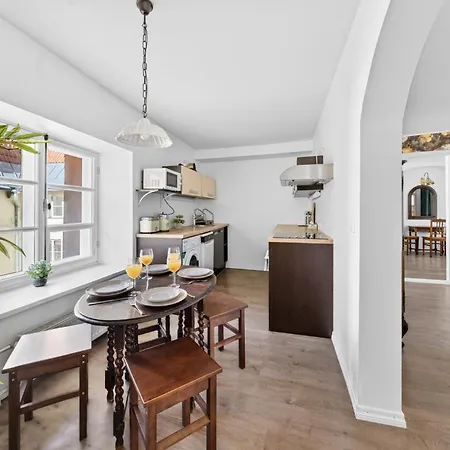 Old Town Luxury 2 Bedroom 65 M2 On 3rd Floor Апартаменти *