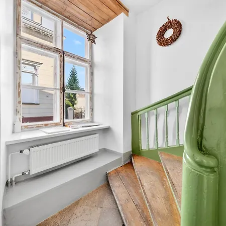 Old Town Luxury 2 Bedroom 65 M2 On 3rd Floor * Таллінн