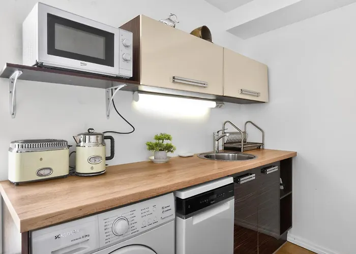 Old Town Luxury 2 Bedroom 65 M2 On 3rd Floor شقة *