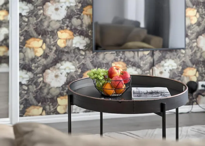 Old Town Luxury 2 Bedroom 65 M2 On 3rd Floor شقة تالين