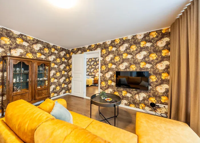 Old Town Luxury 2 Bedroom 65 M2 On 3rd Floor Tallinn