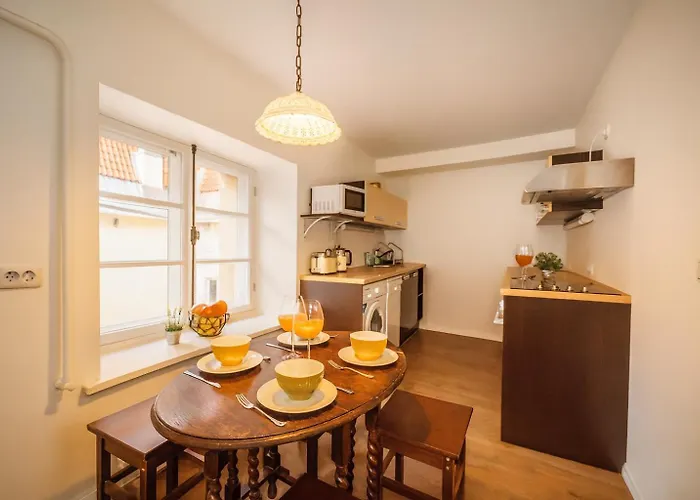 Old Town Luxury 2 Bedroom 65 M2 On 3rd Floor Tallinn